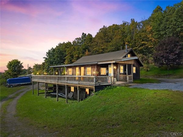 3010 Kelly Rd , Hubbardsville, NY 13355