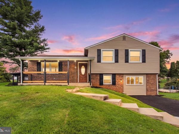 126 CLAREMONT DRIVE, SEVEN VALLEYS, PA 17360