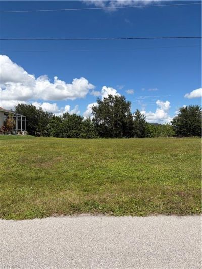 401 NW 8th Ter, Cape Coral, FL 33993 Photo