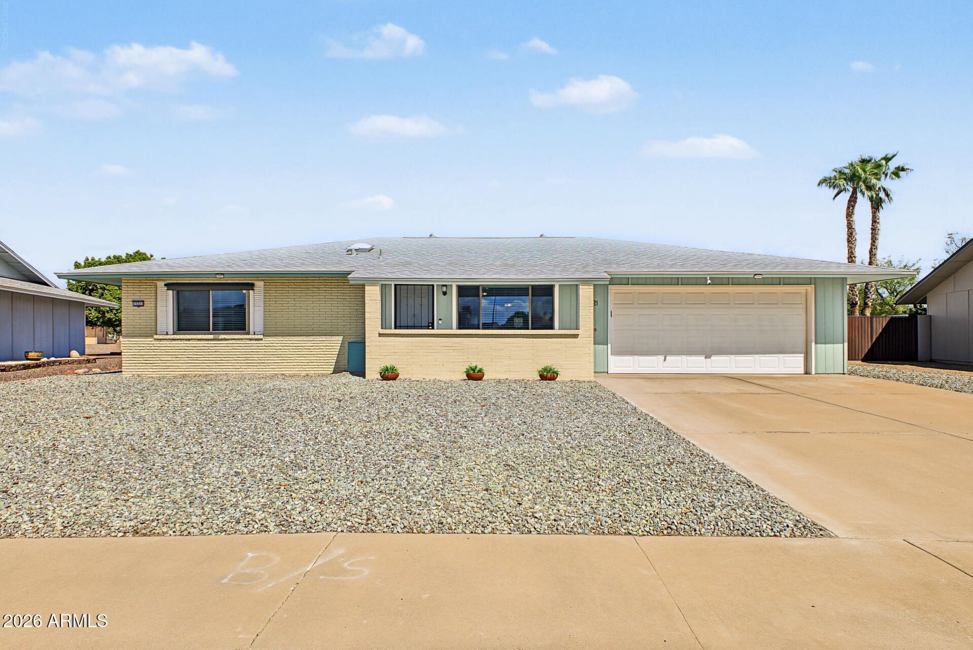 12221 N Coggins Drive, Sun City, AZ 85351 Main Photo