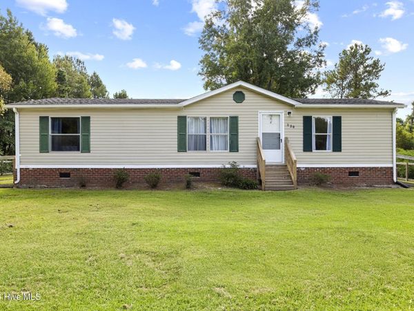 620 Comfort Road , Richlands, NC 28574