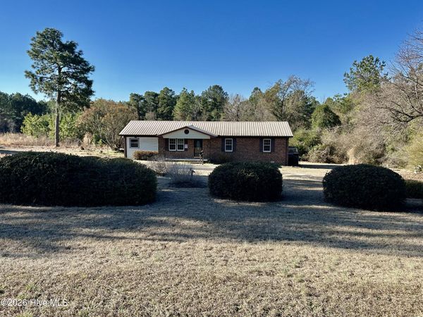 1918 Us Hwy 74 E Highway , Hamlet, NC 28345