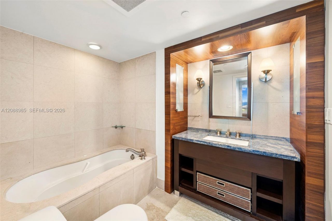 6801 Collins Ave, Unit 1202/1211, Miami Beach, FL 33141 Photo