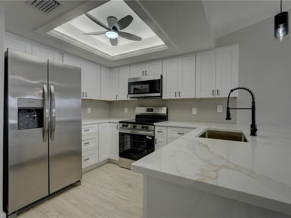 804 Mohawk PKWY, Unit 105, CAPE CORAL, FL 33914