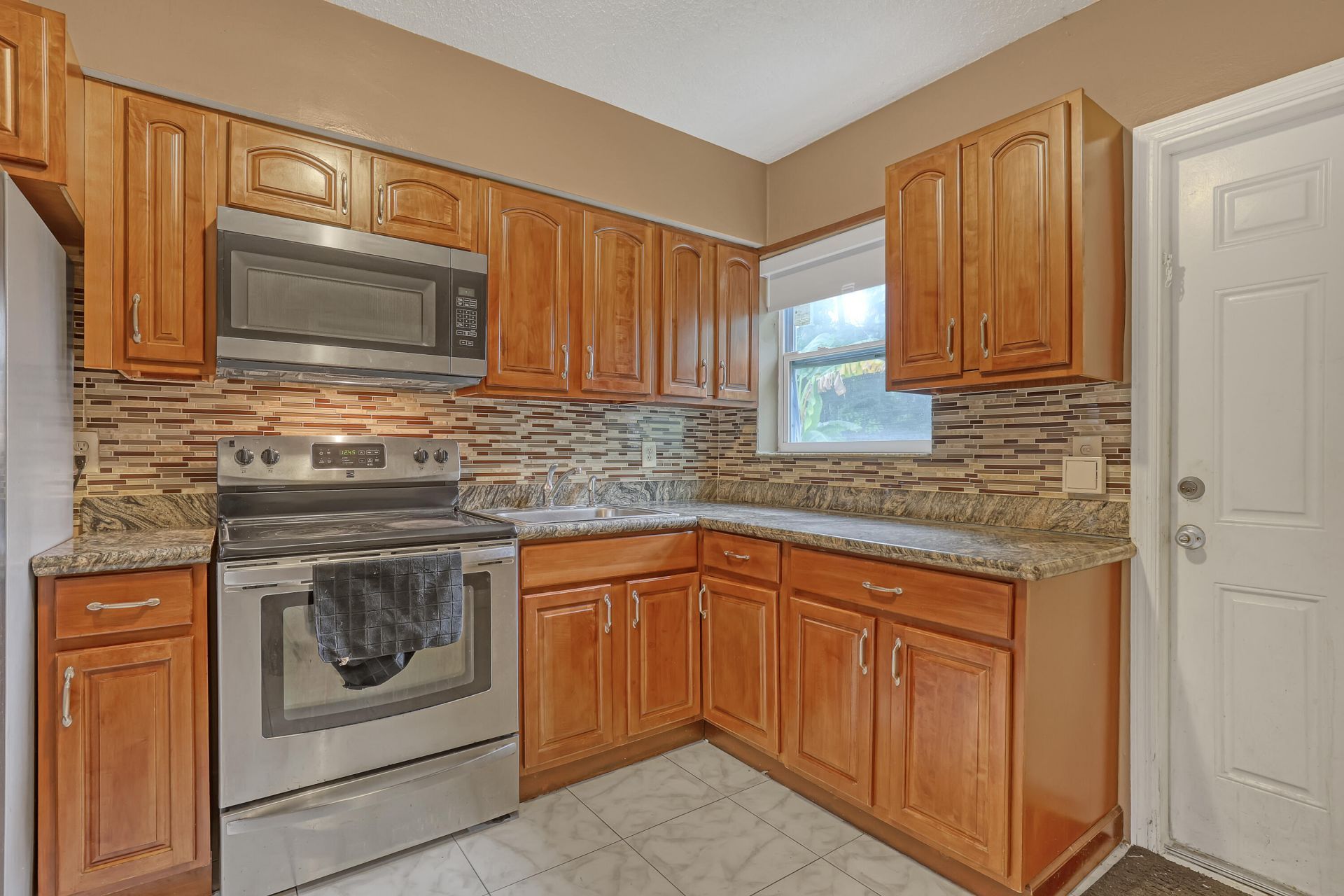 1627 4th Court Ne, Boynton Beach, FL 33435 Photo