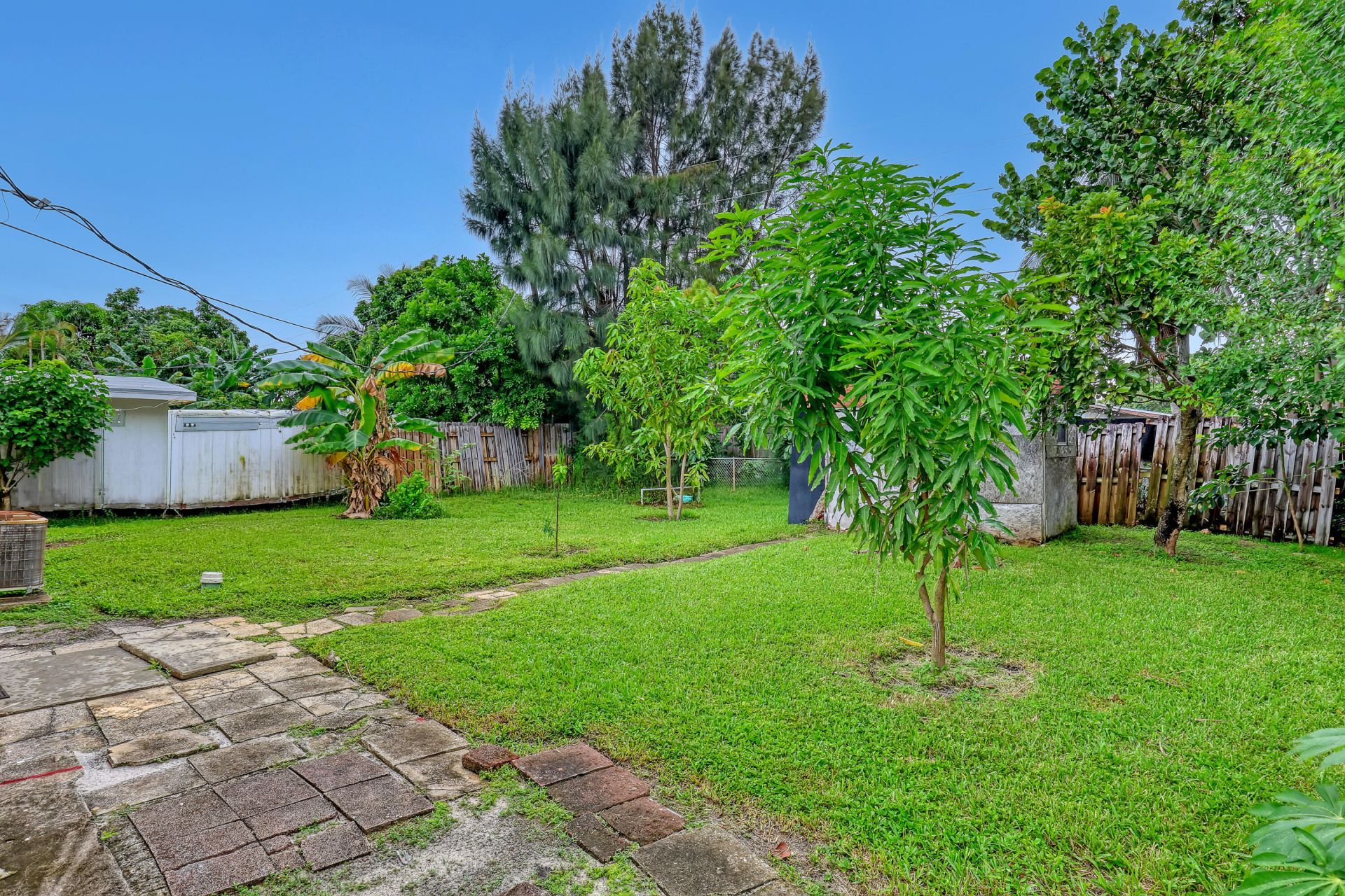 1627 4th Court Ne, Boynton Beach, FL 33435 Photo