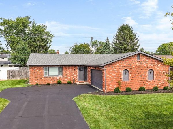 2866 Buxton Lane, Grove City, OH 43123