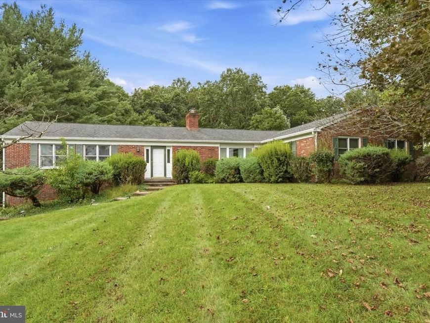 5632 S Deer Run Road, Doylestown, PA 18902 Main Photo