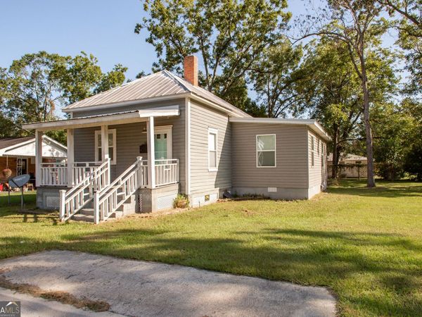 325 Glass Street, Waycross, GA 31503