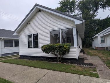 713 S 10 Street, Vincennes, IN 47591