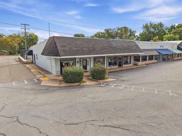 232 S Griggs St , Clinton, AR 72031
