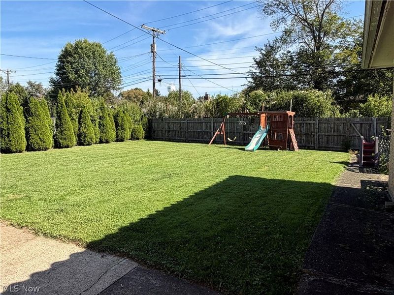 2098 Eve Drive, Steubenville, OH 43952 Photo 7
