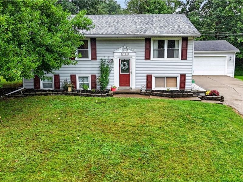 1729 Woodcrest Drive, Wooster, OH 44691 Photo 1