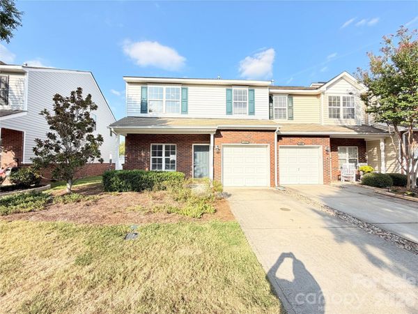 152 Clydesdale Court , Matthews, NC 28104