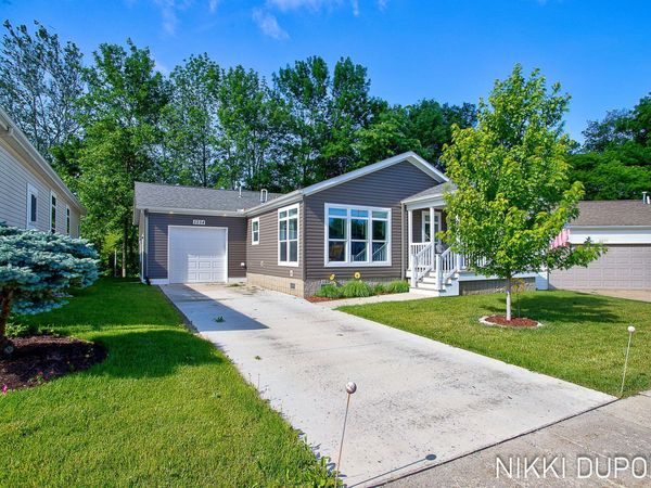 5254 W Scenic Turn Lane, Holland, MI 49423