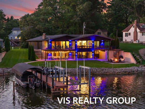 390 Lake Street, Fruitport, MI 49415
