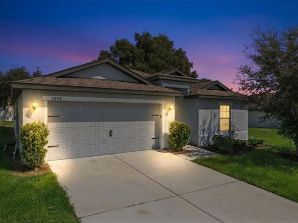 1676 GOPHER TREE STREET , MASCOTTE, FL 34753