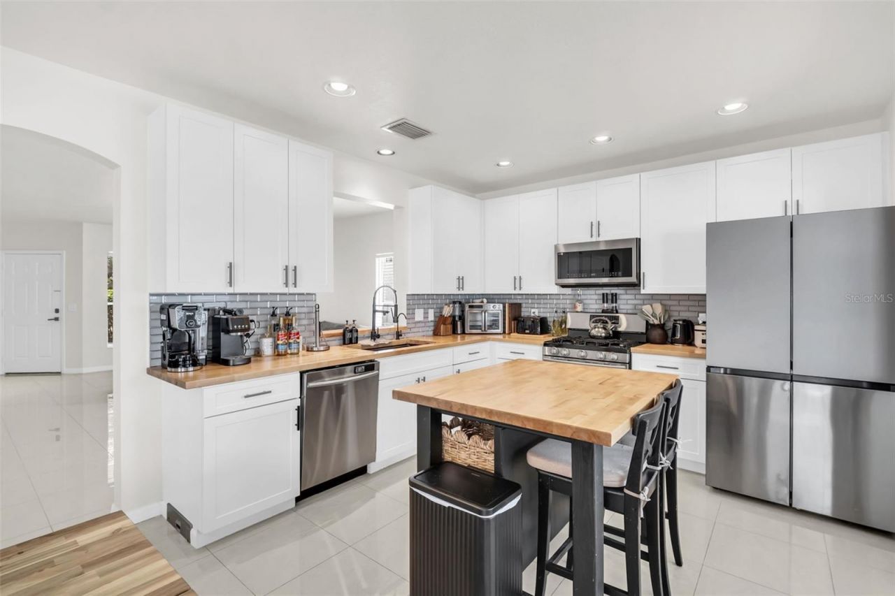 13028 Terrace Springs Drive, Temple Terrace, FL 33637 Photo
