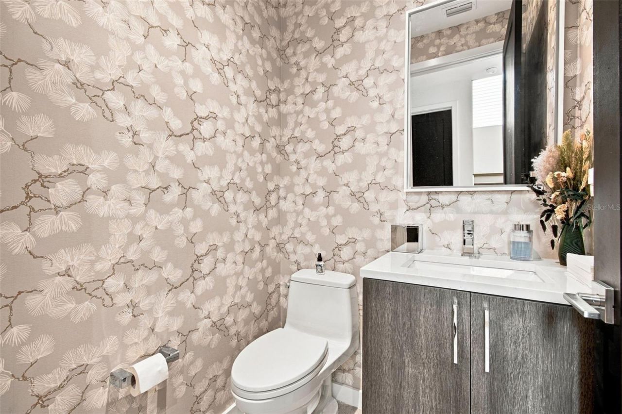 4440 Pompano Drive Se, Saint Petersburg, FL 33705 Photo