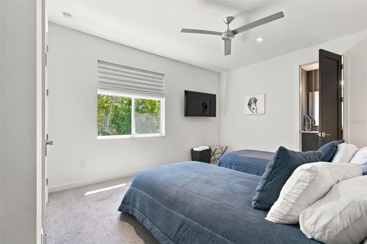4440 Pompano Drive Se, Saint Petersburg, FL 33705 Photo