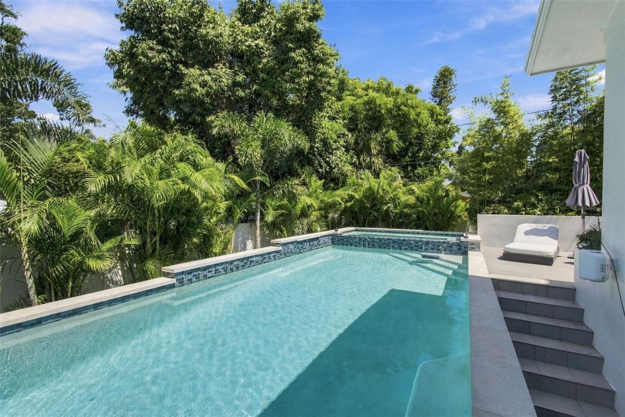 4440 Pompano Drive Se, Saint Petersburg, FL 33705 Photo