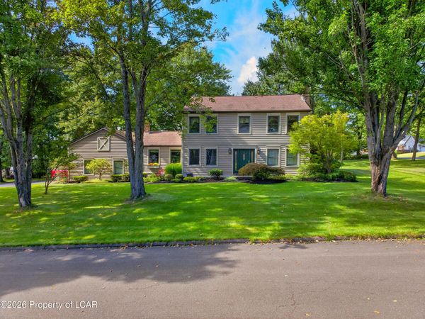 18 Louise Road, Wyoming, PA 18644