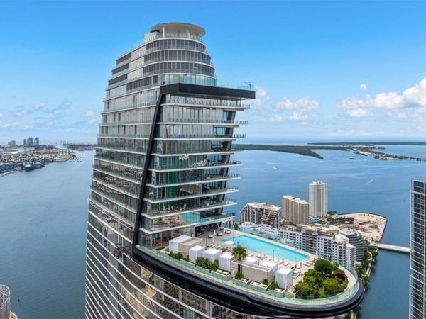 300 Biscayne Boulevard Way , Unit 5801C, Miami, FL 33131