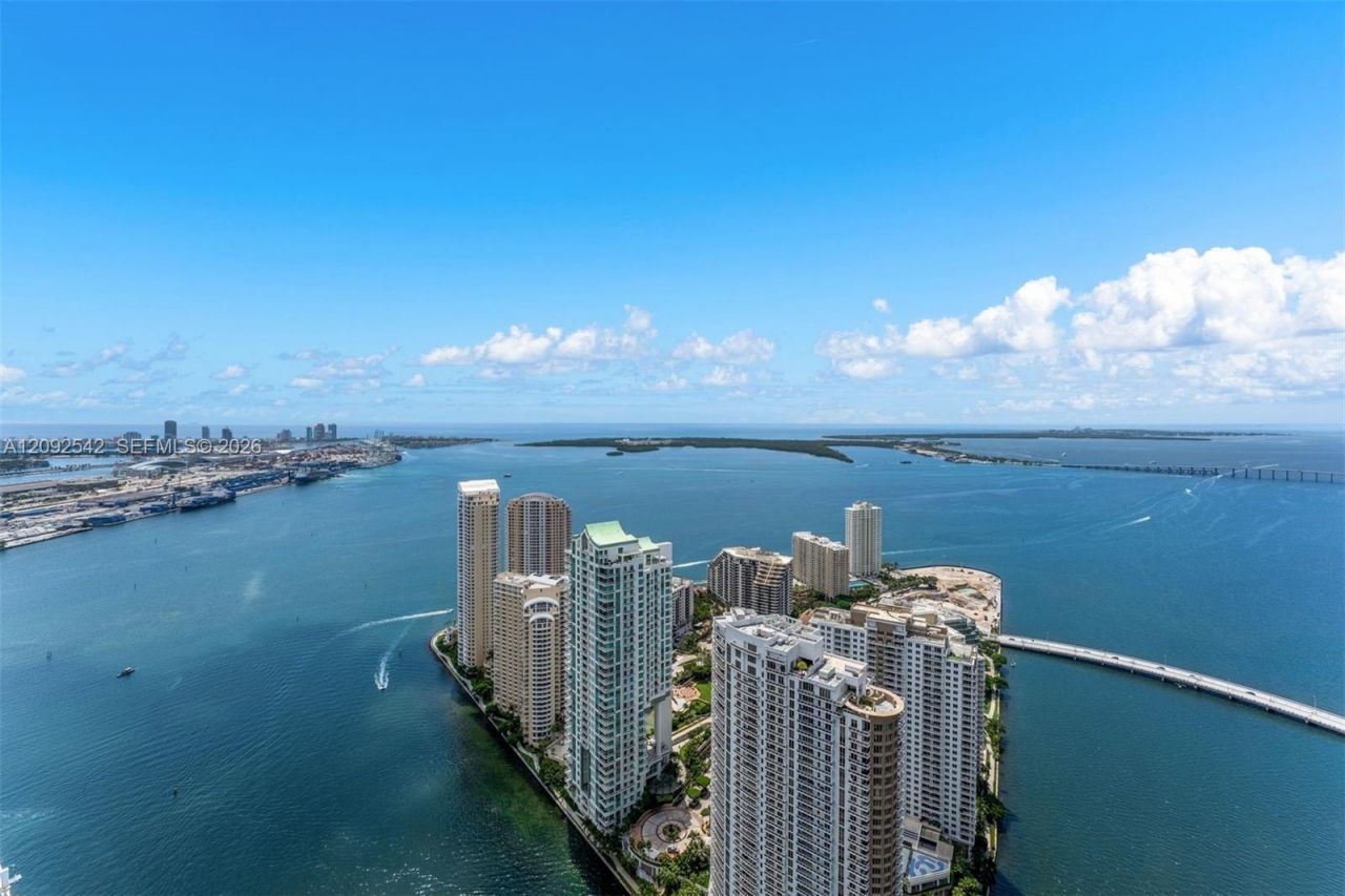300 Biscayne Boulevard Way, Unit PH5801C, Miami, FL 33131 Photo