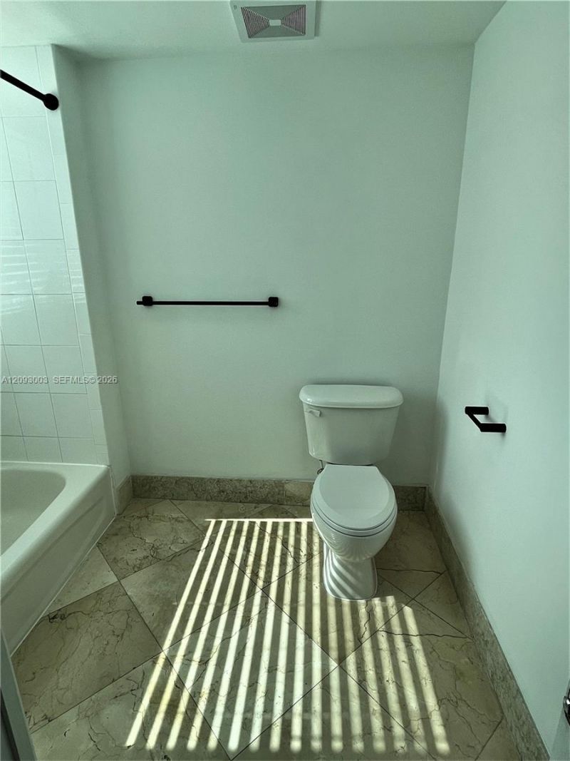 1250 S Miami Ave , Unit 2906, Miami, FL 33130 Photo