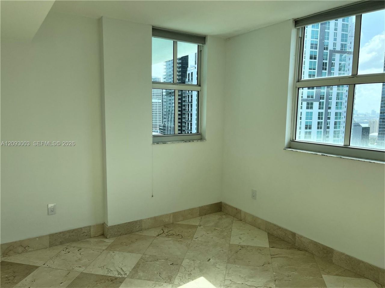 1250 S Miami Ave , Unit 2906, Miami, FL 33130 Photo