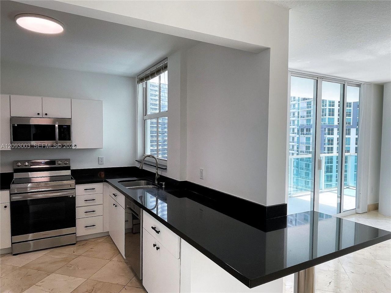 1250 S Miami Ave , Unit 2906, Miami, FL 33130 Photo
