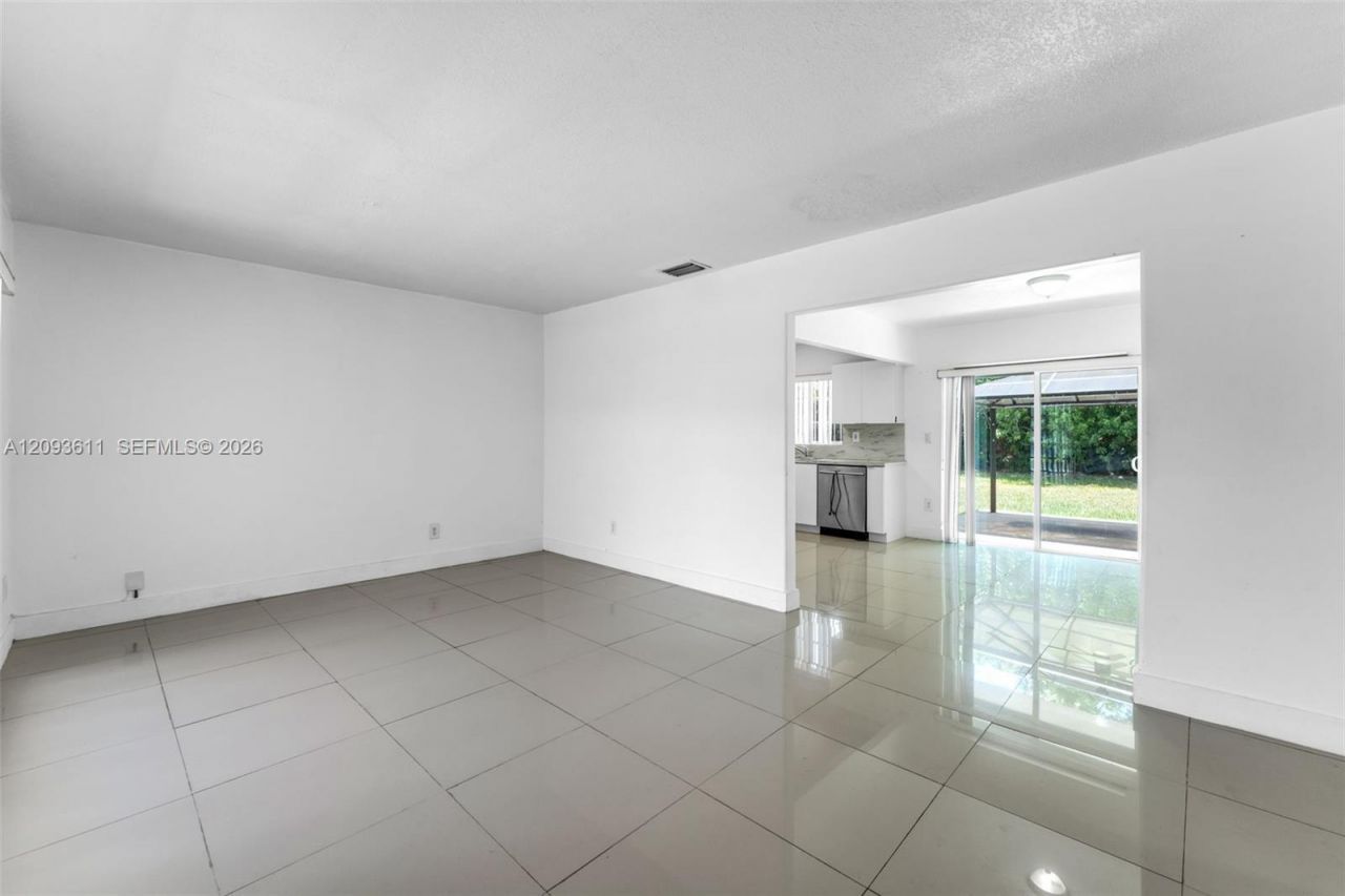 15543 SW 107th Ct , Miami, FL 33157 Photo