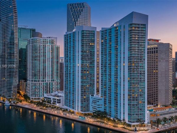 325 S Biscayne Blvd, Unit 2320, Miami, FL 33131