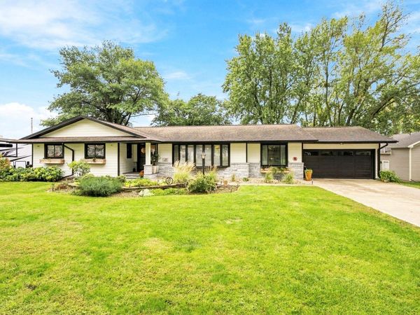 402 4th Street, Lester, IA 51242