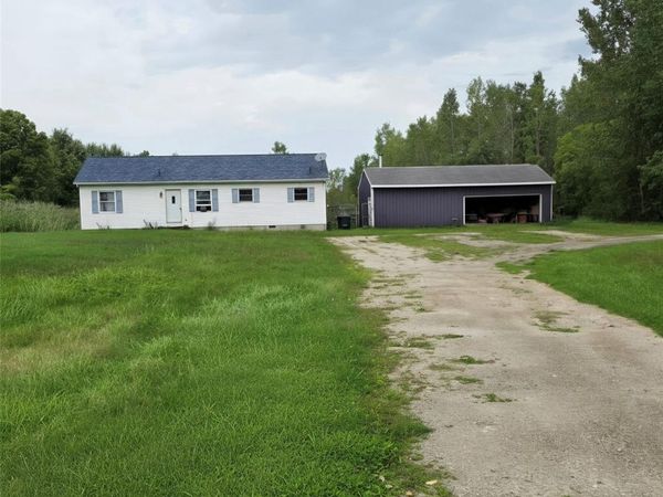 7928 Metcalf Rd, Greenwood Township, Mi 48006