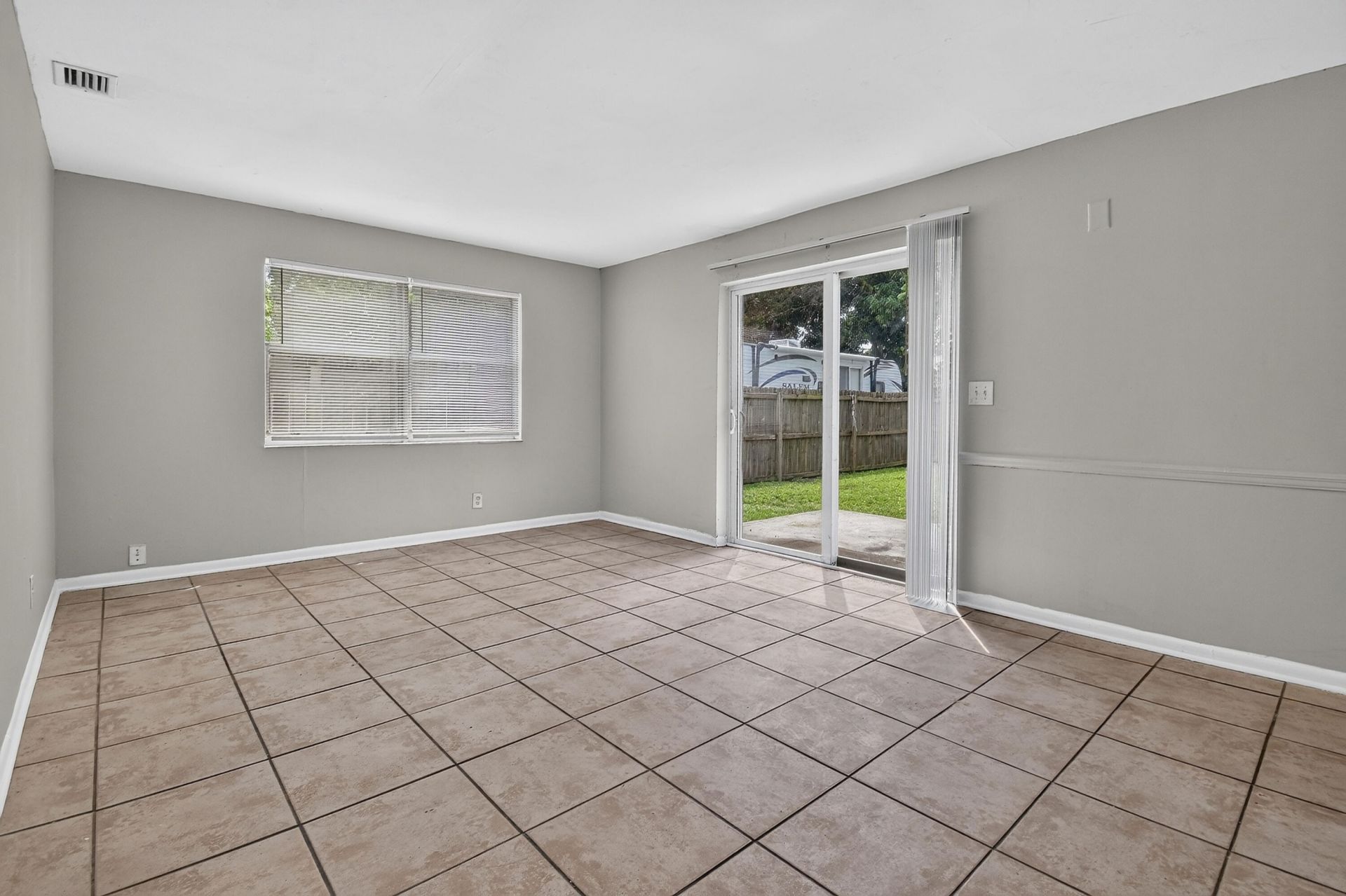 1037 W 28th Street, Riviera Beach, FL 33404 Photo