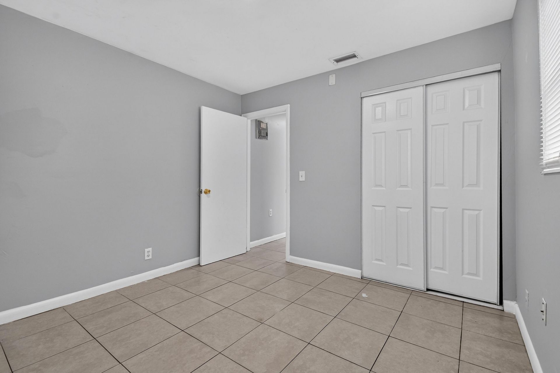 1037 W 28th Street, Riviera Beach, FL 33404 Photo