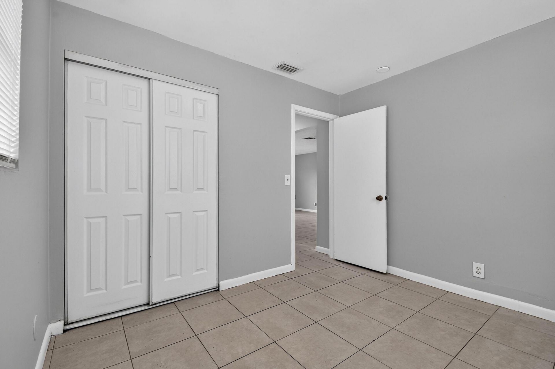 1037 W 28th Street, Riviera Beach, FL 33404 Photo