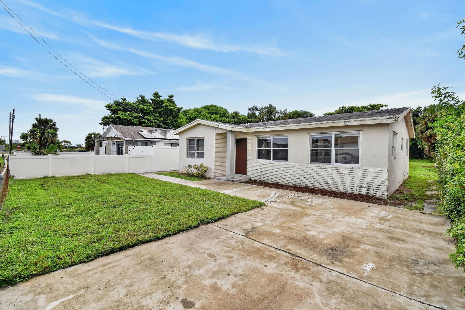 1037 W 28th Street, Riviera Beach, FL 33404 Photo