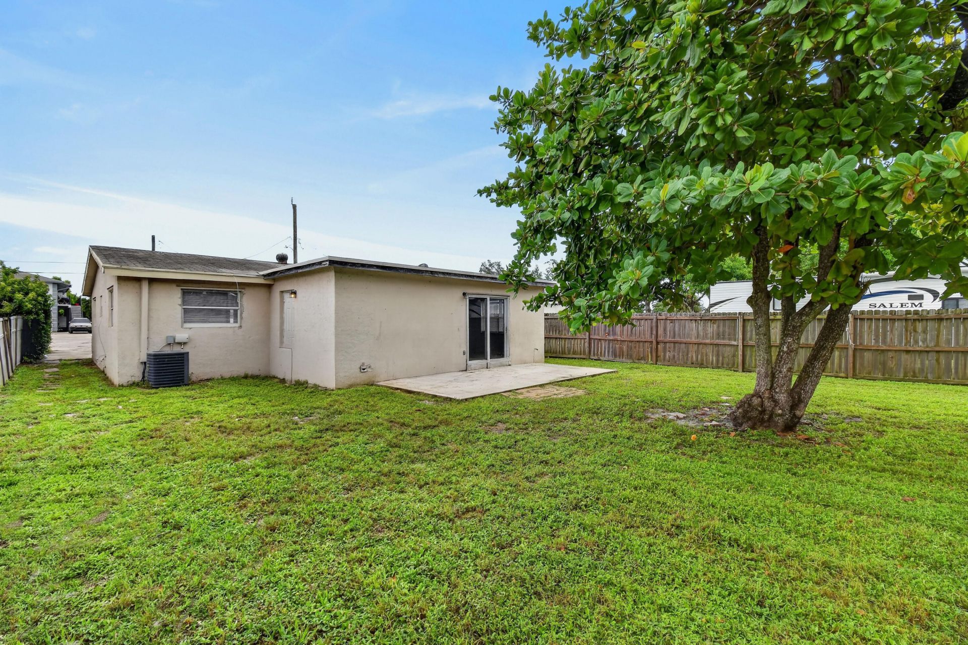 1037 W 28th Street, Riviera Beach, FL 33404 Photo