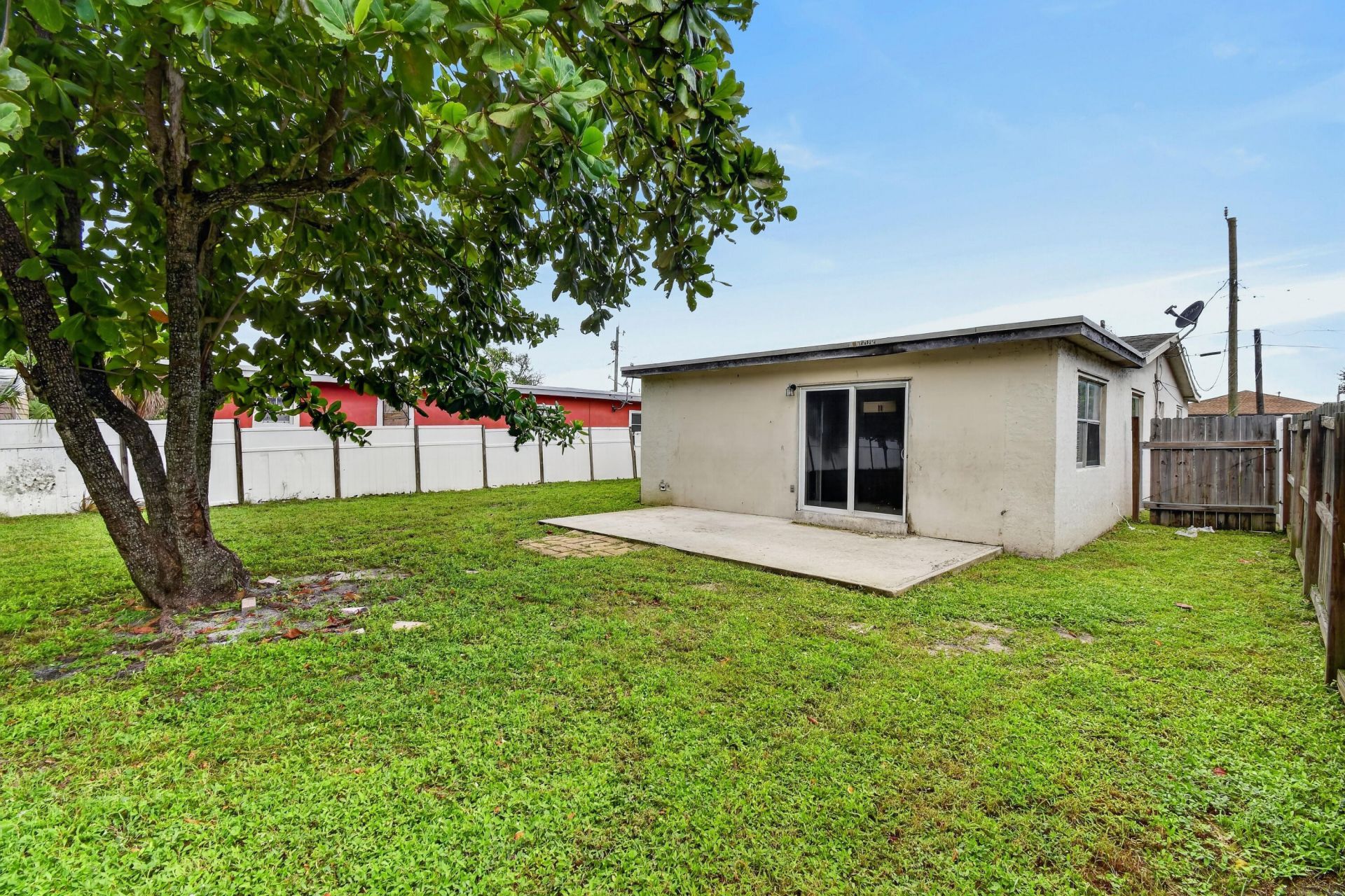 1037 W 28th Street, Riviera Beach, FL 33404 Photo