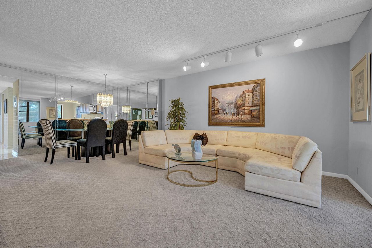 15074 Witney Road, Unit 205, Delray Beach, FL 33484 Photo