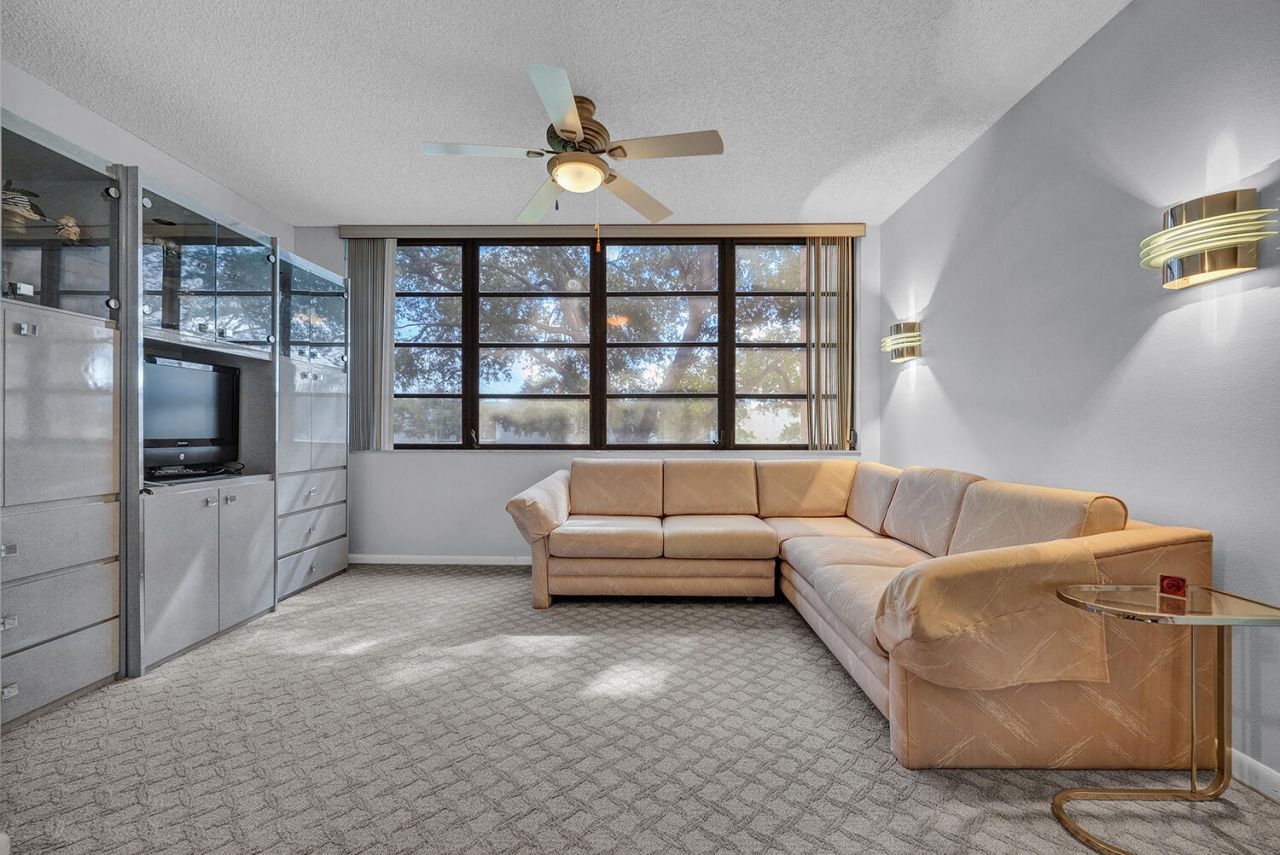 15074 Witney Road, Unit 205, Delray Beach, FL 33484 Photo