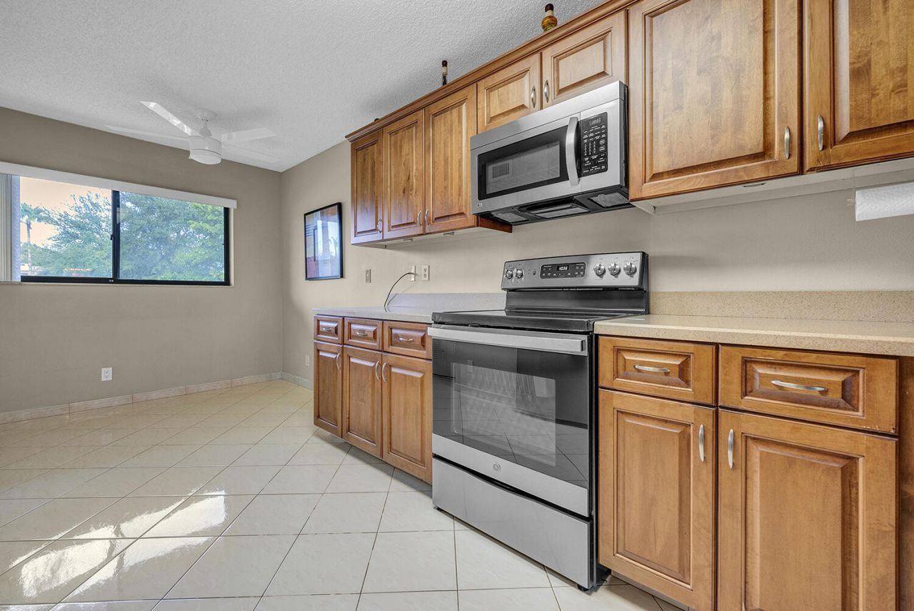 15074 Witney Road, Unit 205, Delray Beach, FL 33484 Photo