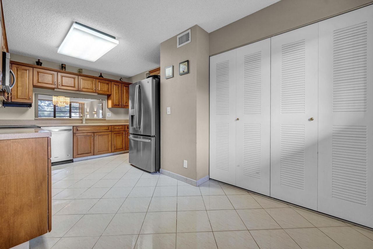 15074 Witney Road, Unit 205, Delray Beach, FL 33484 Photo