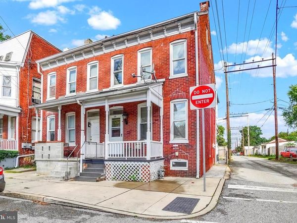 225 W FRONT STREET , YORK, PA 17404