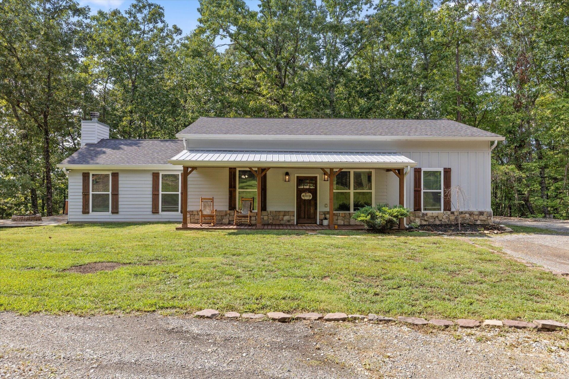600 Edgeman Road, Ringgold, GA 30736 Main Photo