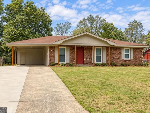 303 Utah Avenue, Warner Robins, GA 31093