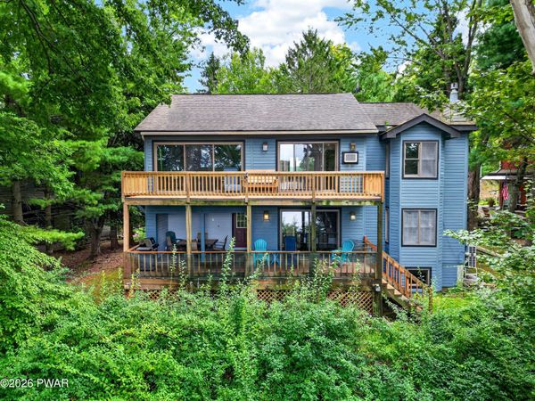 109 Marina Village Lane , Greentown, PA 18426