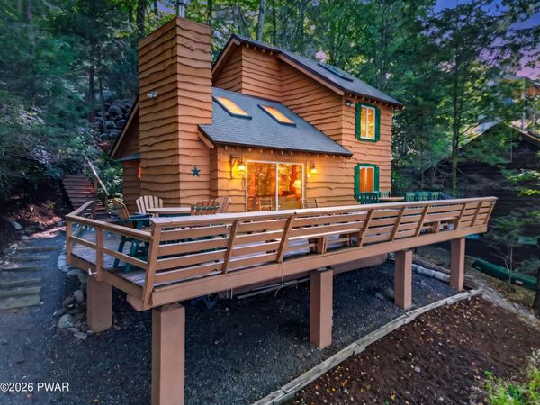 139 Big Woods II Road , Greentown, PA 18426